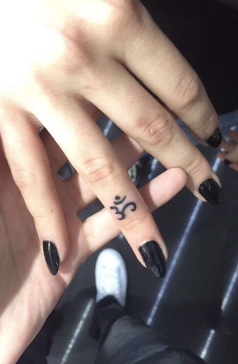 Finger Tattoos For Women, Flute Tattoo, Sagittarius Tattoo Designs, Dance Tattoo, Om Tattoo Design, Cute Finger Tattoos, Ankle Bracelet Tattoo, Finger Tattoo For Women, Polynesian Tattoos