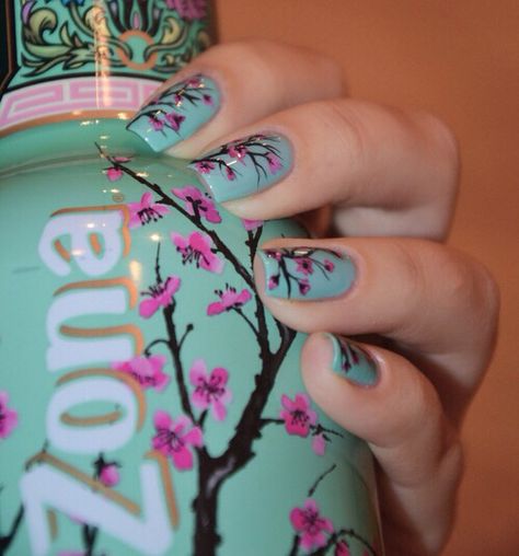 Image via We Heart It https://weheartit.com/entry/140748045/via/24992812 #arizona #drinks #flowers #greentea #nails #thirst #nailsart Green Tea Nails, Dark Theme, Really Cute Nails, Diy Crafts To Do, Arizona Tea, Dream Nails, Cute Nail Designs, Funky Nails, Ikebana