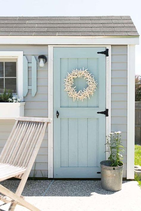 14 Neutral Coastal Front Porch Decor Ideas » Lady Decluttered Coastal Front Porch, Coastal Porch Decor, Neutral Coastal Decor, Lady Decluttered, Front Porch Decor Ideas, Shell Display, Front Porch Decor, Florida House, Coastal Farmhouse