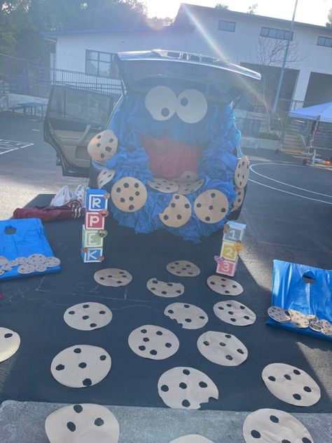 Cookie Monster Trunk Or Treat, Monster Trunk Or Treat, Trunk Or Treat Decor, Monster Cookies Halloween, Church Trunk Or Treat, Trunk And Treat, Halloween Car Decorations, Church Trunk, Trunker Treat Ideas