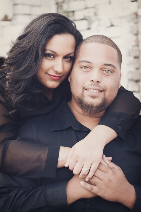 {Real Curvy Engagement} Chic Urban Love in Kansas | YBM Photography Shooting Couple, Anniversary Photography, Engagement Pictures Poses, Anniversary Photoshoot, Couples Engagement Photos, Engagement Poses, Engagement Photo Poses, Couple Photoshoot Poses, Photo Poses For Couples