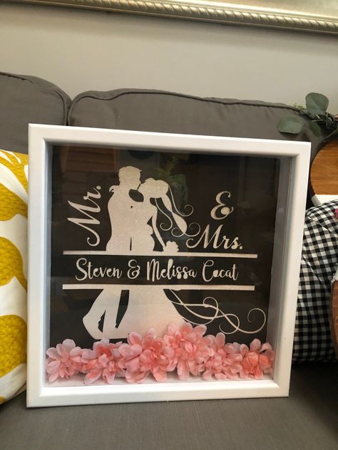 Personalized Wedding Frames, Shadow Box Ideas, Personalized Shadow Box, Cricut Business, Wedding Frame Gift, Bride And Groom Silhouette, Shadow Box Gifts, Thoughtful Wedding Gifts, Wedding Shadow Box