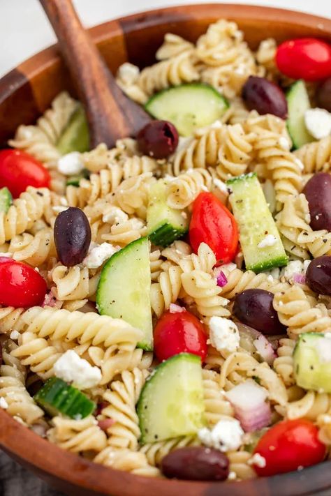 Rotini Pasta Salad, Greek Pasta Salad, Cheese All, Tuna Salad Pasta, Ranch Pasta Salad, Greek Salad Pasta, Greek Pasta, Couscous Recipes, Vegetarian Breakfast Recipes