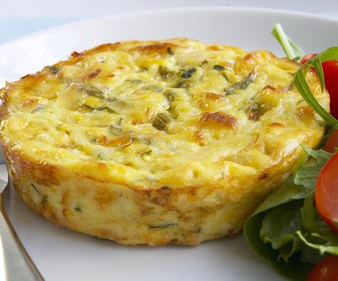 Chicken and corn frittata Corn Frittata, Chicken Frittata, Chicken And Corn, Cooking Chicken To Shred, Frittata Recipes, Food Kids, Quiche Recipes, Chicken Dishes Recipes, Omelet