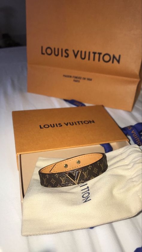 Lv Bracelet Louis Vuitton, Lv Aesthetic, Lv Accessories, Lv Bracelet, Lv Jewelry, Diy Gift For Bff, Louis Vuitton Bracelet, Louis Vuitton Store, Luxury Lifestyle Fashion