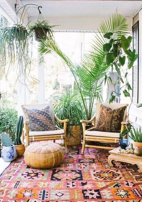 Patio Bohemio, Bohemian Porch, Bohemian Decorating Ideas, Bohemian Garden Party, Wisconsin Summer, Conservatory Decor, Conservatory Design, Bohemian Patio, Balcony Ideas Indian