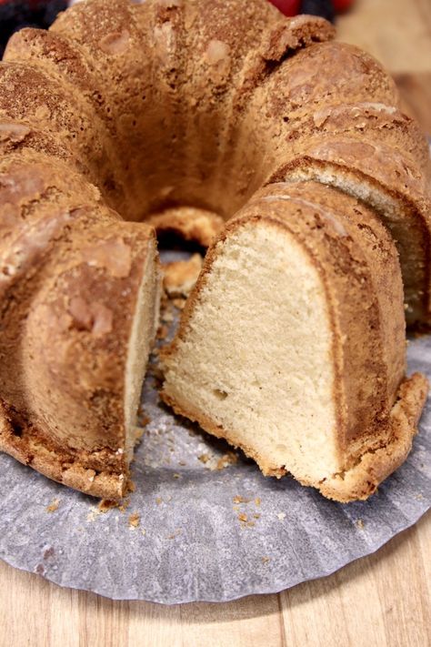 Brown Butter Cake Recipe, Butter Pound Cake Recipe, Thanksgiving Dessert Ideas, Brown Sugar Pound Cake, Butter Pound Cake, Cake Recipes At Home, Cake Recipes Easy Homemade, Dessert Recipies, Butter Cake Recipe