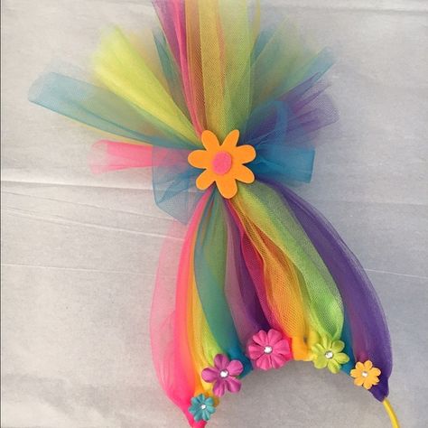 M_5887d9f541b4e0b999002532 Trolls Headband, Trolls Birthday Party, Troll Party, Hair Headband, Bday Girl, Neon Rainbow, Candy Land Christmas, Holidays Halloween, Flower Making