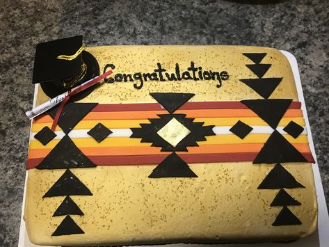 Native American Wedding Cake, Native American Wedding Cake Ideas, Native Cakes Designs, Native Sugar Cookie, Western Theme Sheet Cake, Native American Cake, American Cupcakes, Graduation Food, Design Sheet