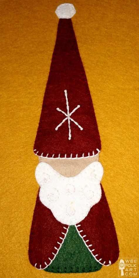 Gnome for the Holidays Applique Block – Wee Folk Art Christmas Diy Felt, Christmas Applique Patterns, Wee Folk Art, Free Applique Patterns, Gnome For The Holidays, Wee Folk, Wool Applique Patterns, Christmas Applique, Wool Projects