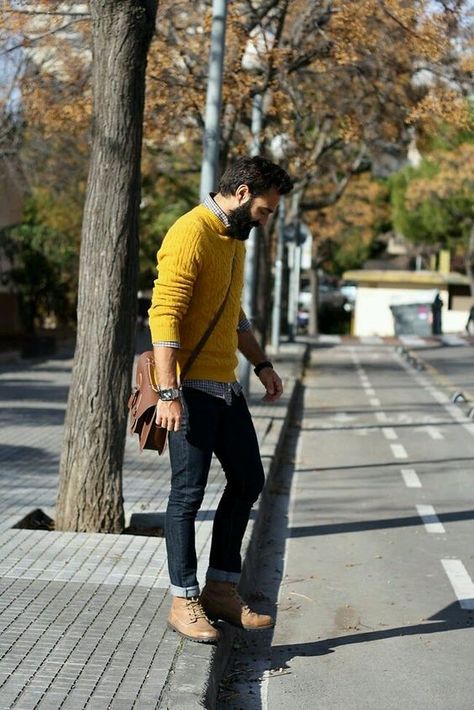 Mustard Sweater Outfit Men, Yellow Sweater Outfit, Business Casual Attire For Men, Mens Business Casual, Winter Mode Outfits, Casual Professional, Men With Street Style, Winter Fashion Outfits Casual, Mens Fashion Smart