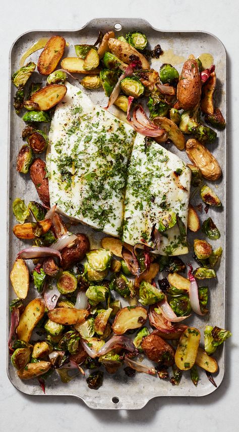 baked halibut recipe Halibut Recipes Baked, Baked Halibut, Halibut Recipes, Easy Sheet Pan Dinners, Sheet Pan Dinners Recipes, Protein Packed Meals, Paleo Dinner, Sheet Pan Dinners, Vegan Meals