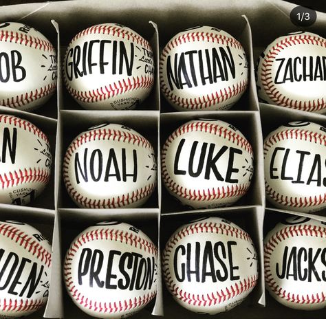 Names lettered on baseballs for players end of the season gift by @LittleChalkShop Baseball End Of Season Gift, Tball Coach, Baseball Team Gifts, Baseball Team Party, Baseball Treats, Baseball Snacks, Team Mom Baseball, Baseball Team Gift, Baseball Theme Birthday