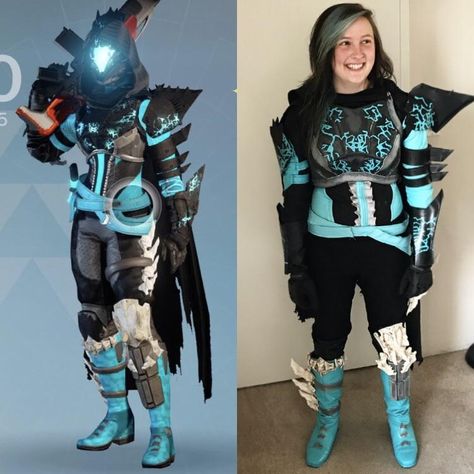 Destiny Hunter Cosplay, Destiny Backgrounds, Destiny Cosplay, Destiny Hunter, Destiny Bungie, Cayde 6, Female Hunter, Scary Images, Dark Academia Style