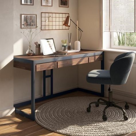 Modern Industrial Desk, Industrial Office Home, Wood And Metal Desk Modern, Industrial Pc Desk, Industrial Desk Ideas, Home Office Estilo Industrial, Industrial Study Room, Working Desk Design, Work Desk Design