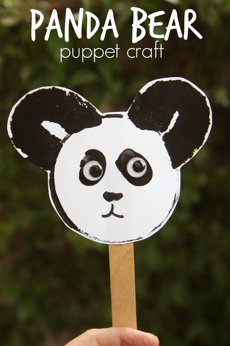 Panda Bear Puppet Craft - Toddler Approved Bear Puppet Craft, Panda Bear Crafts, Bear Puppet, Panda Craft, Puppet Craft, Playful Learning, Tiger Crafts, Bear Coloring Pages, Puppet Crafts