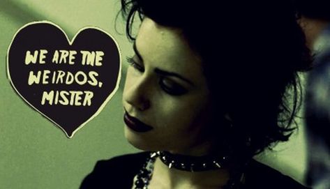 Pc Horror Wallpaper, Nancy Downs Wallpaper, Goth Pc Wallpaper, Emo Wallpaper Pc, Goth Laptop Wallpaper, Gothic Wallpaper Laptop, The Craft Aesthetic, Nancy The Craft, We Are The Weirdos Mister