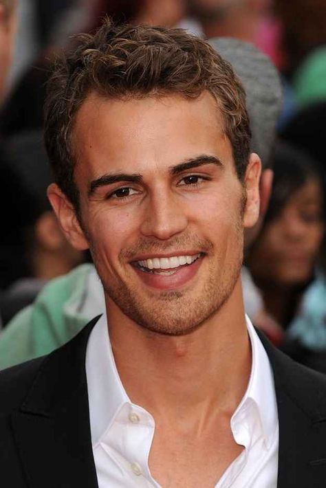 Divergent Four, Theodore James, Man Suits, Theo James, Divergent, Famous Faces, Man Crush, Celebrities Male, Favorite Celebrities