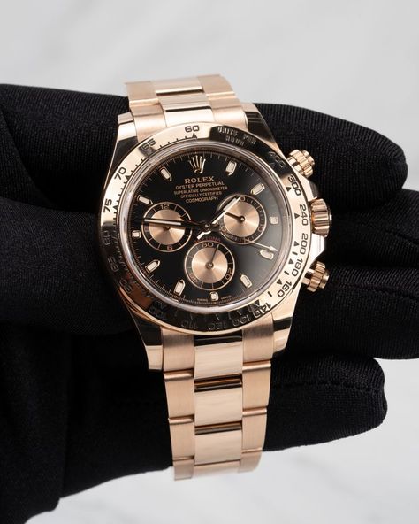 Daytona Rose Gold, Rolex Daytona Rose Gold, Rolex Daytona Gold, Luxury Lifestyle Aesthetic, Gold Jewels Design, Classy Men, Rose Gold Watches, Rolex Daytona, Bespoke Design