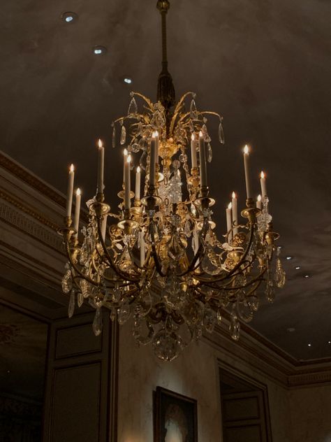 #darkacademia #aesthetic #lightacademia #chandelier Modern Ballroom Aesthetic, Dark Chandelier Aesthetic, Vintage Chandelier Aesthetic, Chandelier Aesthetic Dark, Dark Academia Chandelier, Chandeliers Aesthetic, Neoclassical Architecture Interior, 1920 Aesthetic, Aesthetic Chandelier