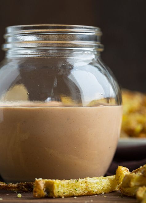 Jar of Homemade Fry Sauce Sauce For Fries, French Fry Sauce, Fry Sauce Recipe, Artic Circle, Roasted Potato Wedges, Homemade Fries, Cheddar Cheese Sauce, Fry Sauce, Sweet And Sour Sauce