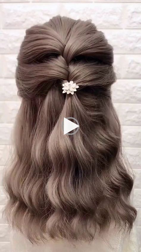 + + hairstyles for medium length hair braids, updos for medium length hair, hairstyles for medium length hair party. Hair 4c, Layered Haircuts For Medium Hair, Short Homecoming Hair, Bangs Hairstyles, Hairstyles For Medium Length Hair Easy, Updos For Medium Length Hair, Ribbon Hairstyle, Hair Bangs, Homecoming Hair Down