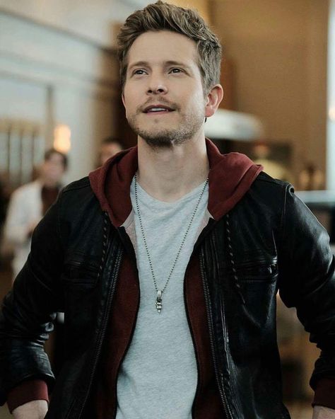 Conrad The Resident, Conrad Hawkins, The Resident Tv Show, Rory And Logan, Matt Czuchry, Tattoo On Back, Team Logan, Handsome Male Models, The Resident