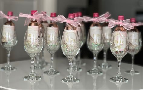 Wine Tasting Favors, Wine Party Favors Birthday, Champagne Glass Party Favors, Wine Glass Souvenir Ideas, Wine Tour Party Favors, Wine Glass Favors Birthday, Wine Glass Party Favors, Wine Tasting Party Favors, Women Party Favors