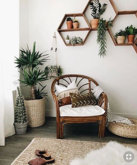 Bilik Kecil, Boho Master, Bedroom Design Trends, Decor Ikea, Dekorasi Kamar Tidur, Bedroom Items, Pastel Decor, Bilik Tidur, Room Stuff