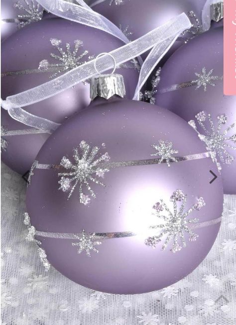 Lavender Christmas, Christmas Phone Backgrounds, Iphone Wallpaper Winter, Lavender Aesthetic, Iphone Pictures, Purple Christmas, Lovely Lavender, Christmas Feeling, All Things Purple