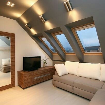 Low ceiling attic