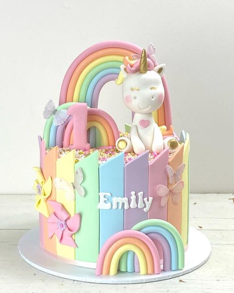 Unicorn Cake Ideas, Unicorn Cake Design, Rainbow Layer Cakes, Kids Birthday Party Cake, Tall Cake, Rainbow Unicorn Cake, Rainbow Birthday Cake, 4th Birthday Cakes