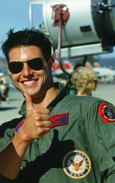 Tom Cruise 80s Wallpaper, Maverick Topgun 1986, Tom Cruise 80s, Tom Cruise Hot, Tom Cruise Mission Impossible, 80s Classics, Ethan Hunt, Tom Cruise Movies, Cute Owls Wallpaper