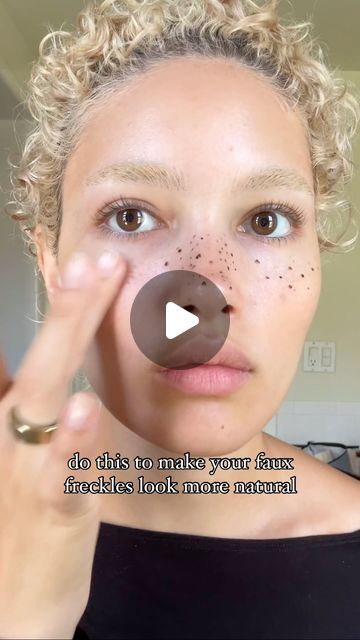 teo 🌈 on Instagram: "try going freckles first instead of makeup for a more natural skin-like result ⭐️

using @freck for freckles, mascara, and on my lips" Diy Freckles, Henna Freckles, Fake Freckles, Faux Freckles, Skin Makeup, Natural Skin, Lips, Skin, Makeup