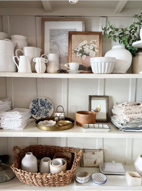 Dining Room Open Shelving Decor, Built In Shelves Dining Room, Dining Room Open Shelving, Decorating Built In Shelves, Shelves Dining Room, Open Shelving Decor, Dining Room Christmas, Shelving Decor, Dining Room Shelves