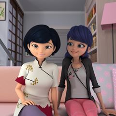 Marinette Dupain-Cheng (@marinettedesigned) • Fotos y videos de Instagram Miraculous Instagram, Anime Miraculous Ladybug, Tikki Y Plagg, Instagram Mom, Miraculous Ladybug Oc, Miraculous Ladybug Memes, Miraculous Characters, Normal Girl, Marinette Dupain Cheng