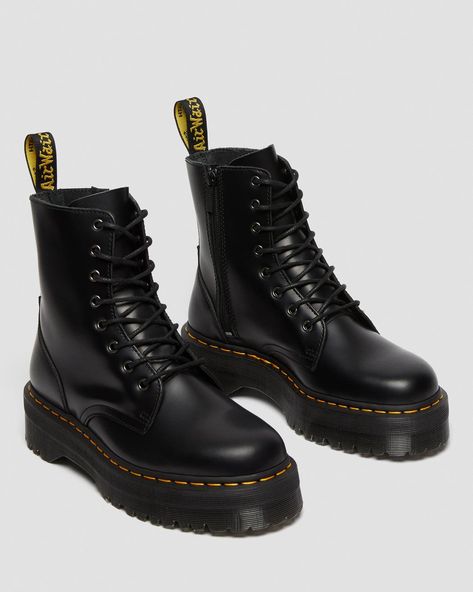 Jadon | Platform Boots | Dr. Martens Official | Dr. Martens Jadon Smooth Leather Platform Boots, Jadon Platform Boots, Jadon Boots, Dr Martens Jadon, Dr Shoes, Black Platform Boots, Black Polish, Looks Street Style, Black Platform