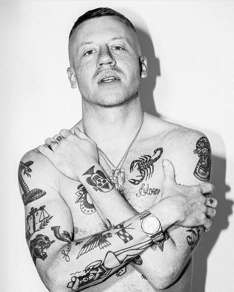 Macklemore Tattoo, Mysterious Tattoo Ideas, Symmetry Tattoo, Tattoo Sleeve Themes, Person Tattoo, Traditional Chest Tattoo, Mysterious Tattoo, Men Tattoos Arm Sleeve, Fashion 50s