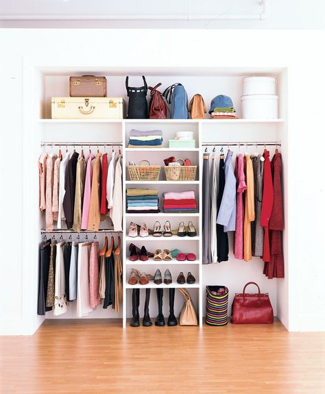 Maximize Small Closet Space, Small Closet Shelving, Organize Closet Space, Maximize Closet Space, Small Closet Space, Simple Closet, Big Closets, Open Closet, Closet Layout