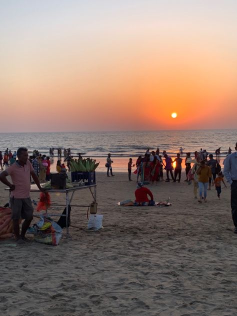 Shangumugham Beach, Chennai Central, Beach Snap, Juhu Beach, Brown Eyes Aesthetic, Mumbai Travel, Cox's Bazar, Beach Instagram Pictures, Mumbai City