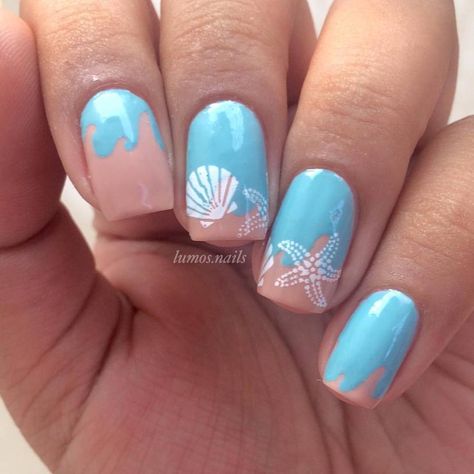 Beach Manicure Ideas, Beach Manicure, Vacation Nail Designs, Cruise Nails, Beach Nail Designs, Beachy Nails, Tropical Nails, Vacation Nails, Diy Nail Designs