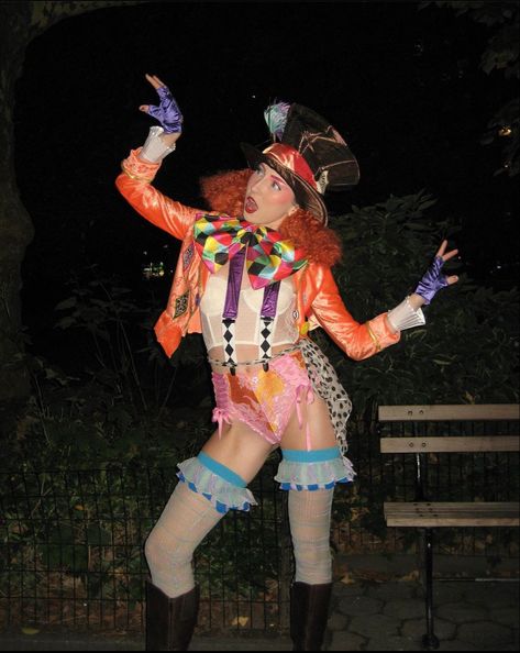 Adrienne Reau, Mad Hatter Halloween Costume, Have I Gone Mad, Fashion Costume Halloween, Beyond Wonderland, Mad Hatter Costume, Rave Looks, Halloween Costume Outfits, Halloween Inspo