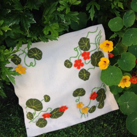 Nasturtium Embroidery, Cushion Embroidery, Applique Kit, Wool Embroidery, Pot Holders, Flower Garden, Cushions, Wool, Embroidery