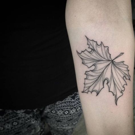 Maple Leaf Tattoos, Tattoo Son, Leaf Tattoo, Sunset Tattoos, Small Forearm Tattoos, Bottle Tattoo, Tattoos Mandala, Geniale Tattoos, Desenho Tattoo