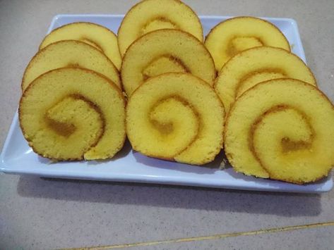 Bolu Gulung Meranti no sp Bolu Gulung, Roll Cakes, Resep Brownies, Resep Cake, Roll Cake, Quick Desserts, Cake Roll, Culinary Recipes, Fresh Juice