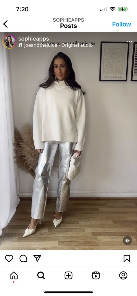 Silver Jeans Outfit, Gold Pants Outfit, Classy New Years Eve Outfit, Casual New Years Eve Outfits, Cute Going Out Outfits, New Year’s Eve Outfit, Cool Looks, Cute Christmas Outfits, Jeans Outfit Winter