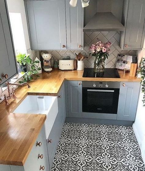 Smart Kitchen In Small Budget || Home Decor Ideas Small Kitchen Remodel Cost, Kitchen Remodel Cost, Kabinet Dapur, Small Remodel, Kitchen Remodel Design, Casa Vintage, New Kitchen Cabinets, Grey Cabinets, Tiny Kitchen