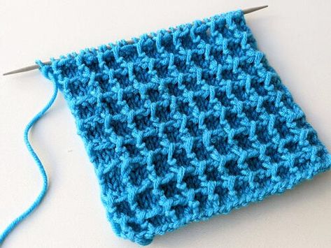 Waffle Stitch Knitting Pattern, Knit Waffle Stitch, Knit Kitchen Towel Pattern, Crochet Towels, Crochet Waffle, Crochet Waffle Stitch, Crochet Towel, Waffle Stitch, Easy Knit