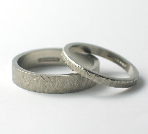 Textured Wedding Ring, Fingerprint Wedding, Wedding Rings Sets His And Hers, Sterling Silver Rings Simple, Matching Couple Rings, Bff Jewelry, Science Jewelry, Cute Engagement Rings, Silver Rings Simple