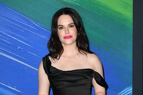 'Schitt's Creek' Star Emily Hampshire Loves Small Towns in Real Life, Too — Here's One of Her Favorites Emily Hampshire, Canadian Things, Catherine O'hara, Popular Series, Schitts Creek, Dark Brown Hair Color, Celebrity Travel, Hair Color Dark, Ex Husbands